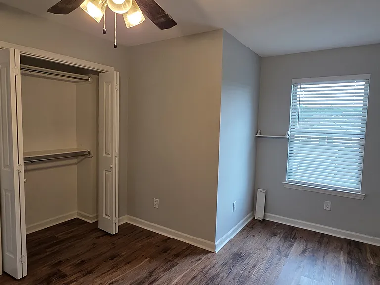 1010 Grand Teton Dr — Photo 9