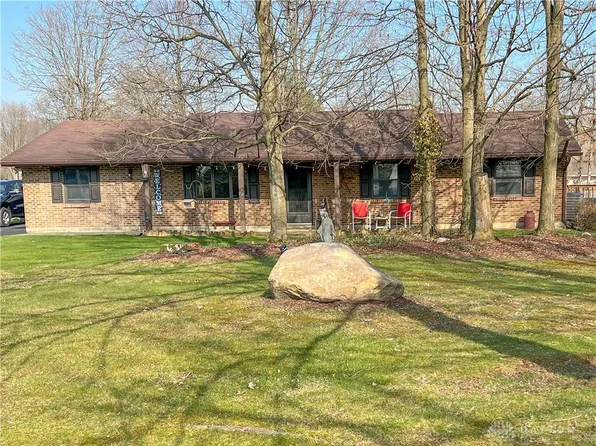 366 Rebecca Dr, West Alexandria, OH 45381