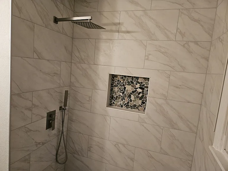 504 Walnut Creek Dr — Photo 4