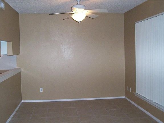 4th image of 6808 Thorncliffe Dr APT B