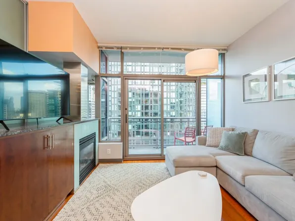 2033 2nd Ave APT 1805, Seattle, WA 98121