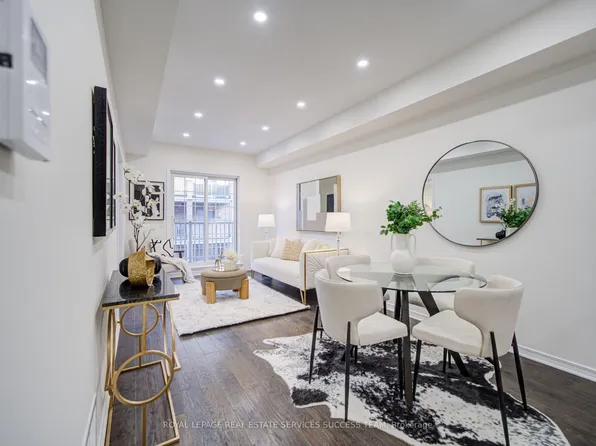 45 Ormerod Ln, Richmond Hill, ON L4S 0G3