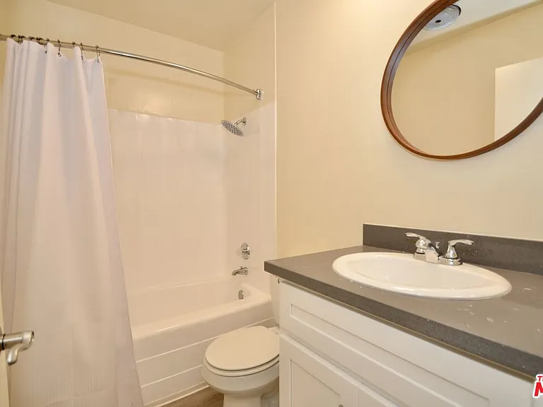 18069 Coastline Dr #10 — Photo 4