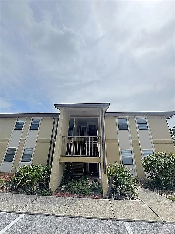 Building Photo - 12261 Sailwinds Dr #203