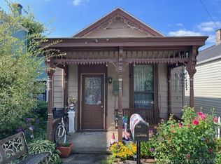 745 W 3rd St, Madison, IN 47250