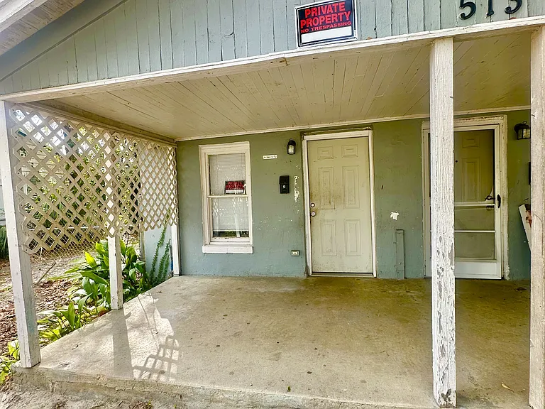 513 E Magnolia St #B — Photo 8