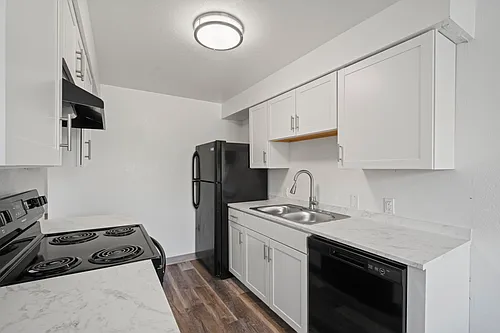 Park Ridge Apartments Photo 1