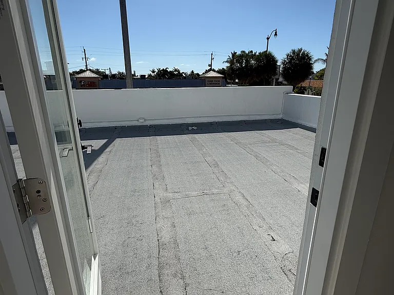 5909 S Dixie Hwy #B — Photo 8