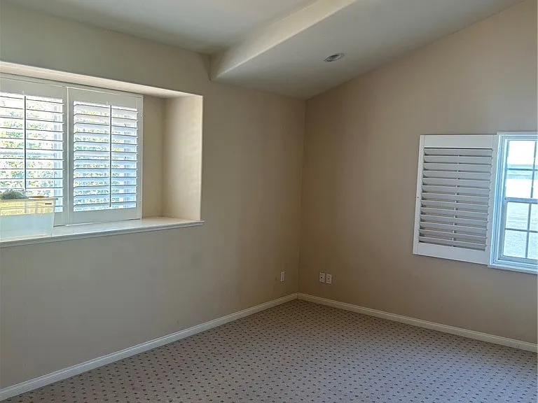 20616 Merridy St — Photo 20