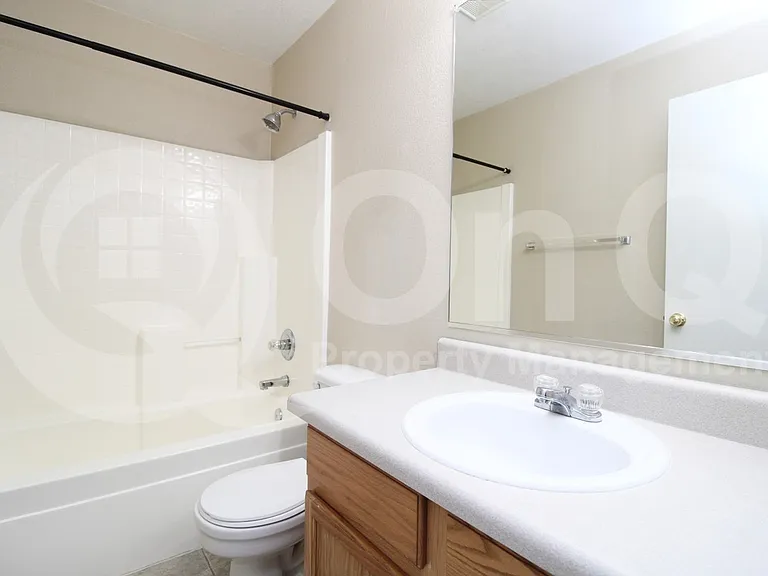 699 E Springfield Pl — Photo 17