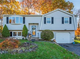 120 Race Brook Rd, Meriden, CT 06451