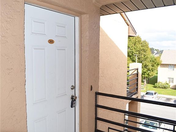 3rd image of 5214 Via Hacienda Cir #A305