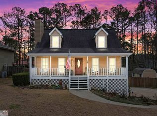 637 Granite Ln, Loganville, GA 30052