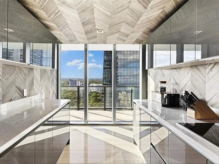 1451 Brickell Ave #5 — Photo 15