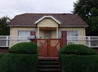 5822 17th Ave S, Seattle, WA 98108