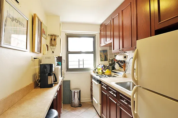 Sold by Corcoran | media 4