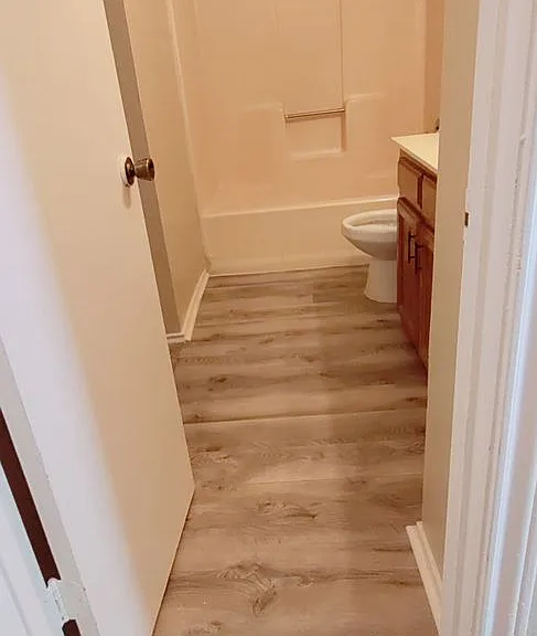 601GV — Photo 5