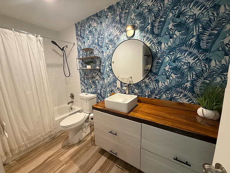 117 SE 8th St #117 — Photo 3