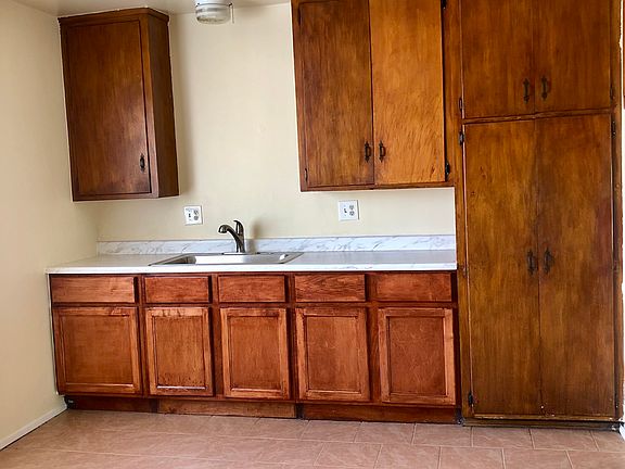 Full Sized Kitchen