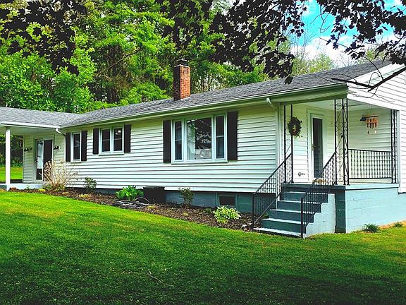 3rd image of 60 Green Acres Dr
