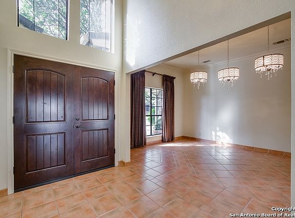 3rd image of 3515 River Way