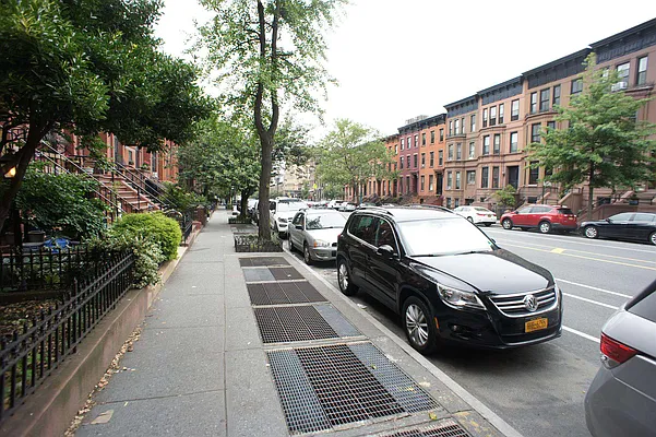 Rented by Ben Bay Realty Co | media 11