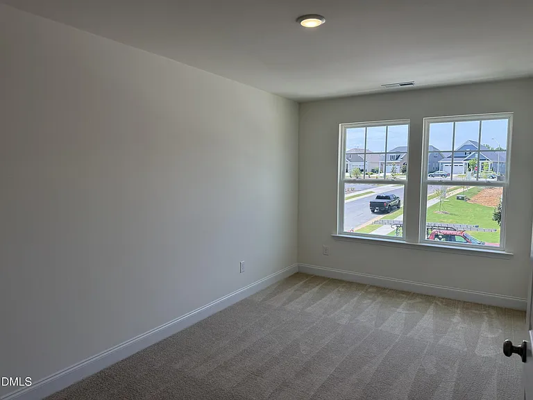 825 Kensley Grove Ln — Photo 15