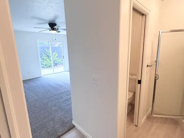 998 Three Fountains Dr, Cedar City, UT 84720