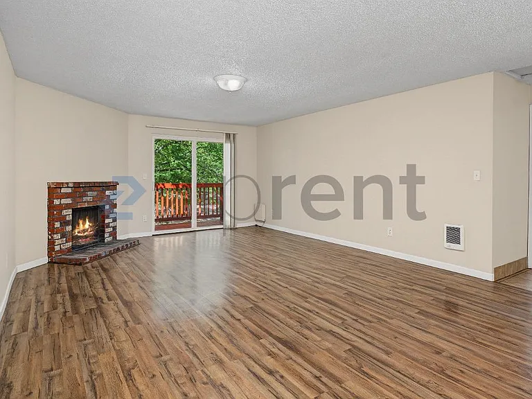 9660 SW Prairie Ter #D — Photo 6