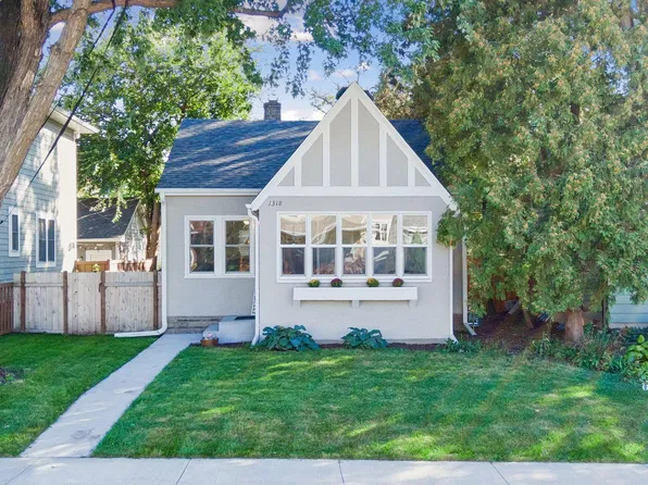 1318 Eleanor Ave, Saint Paul, MN 55116