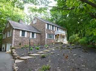 28 Mountain View Rd, Warren, NJ 07059