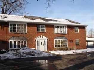 31506 N Marginal Rd UNIT F-46, Willowick, OH 44095