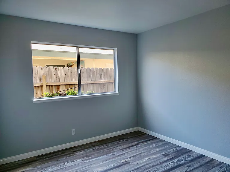 6381 1/2 Saint Paul Cir #1/2 — Photo 6