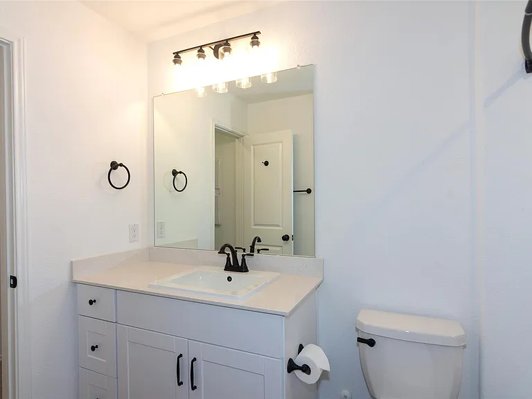 548 Rancho Del Cielo Loop — Photo 18