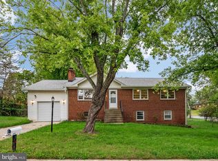 6902 Pamela Ln, Clinton, MD