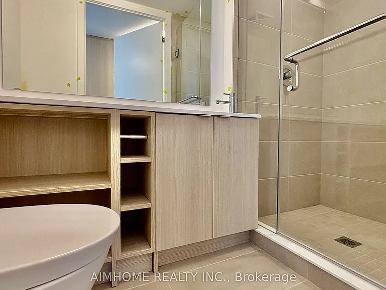 100 Queen St E #3303 — Photo 12