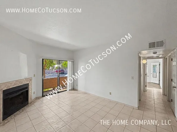 5750 N Camino Esplendora APT 109, Tucson, AZ 85718