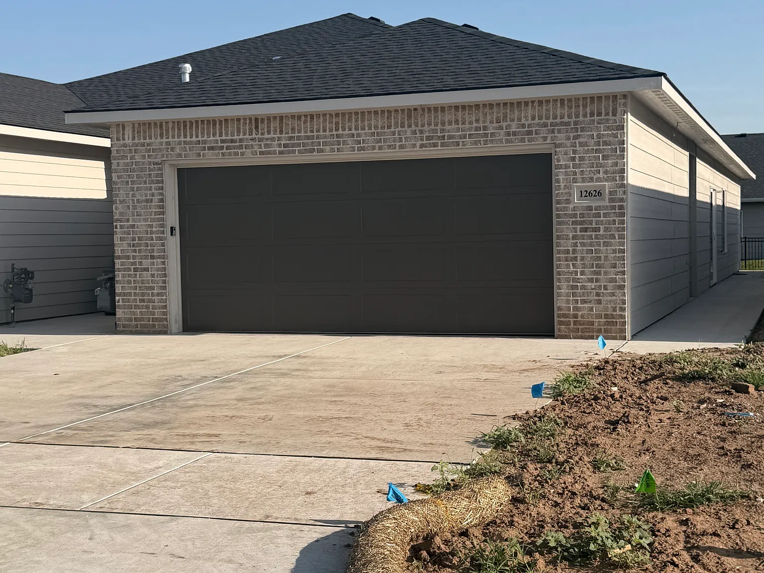 3 bed, 1336 sqft, $1,750 — Photo 2
