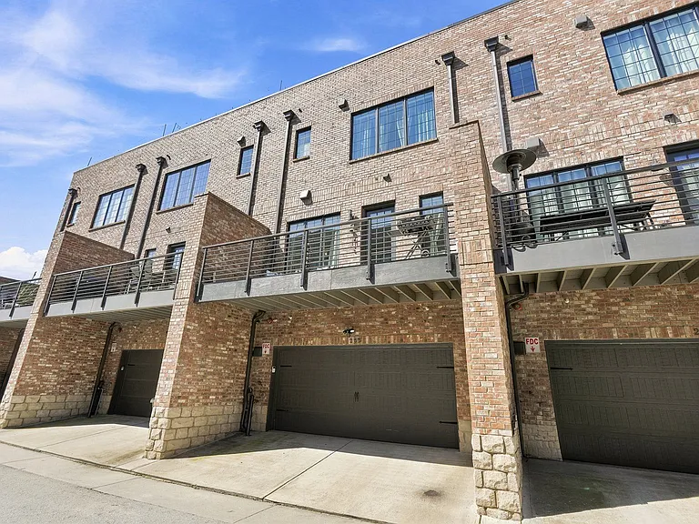 285 Castleberry Hill Walk SW — Photo 30