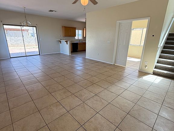 3rd image of 3527 E Drexel Manor Stra