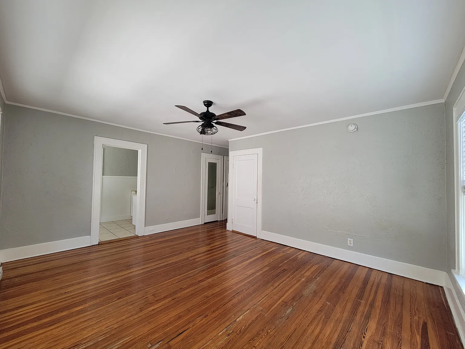 Studio, 450 sqft, $1,250 — Photo 4
