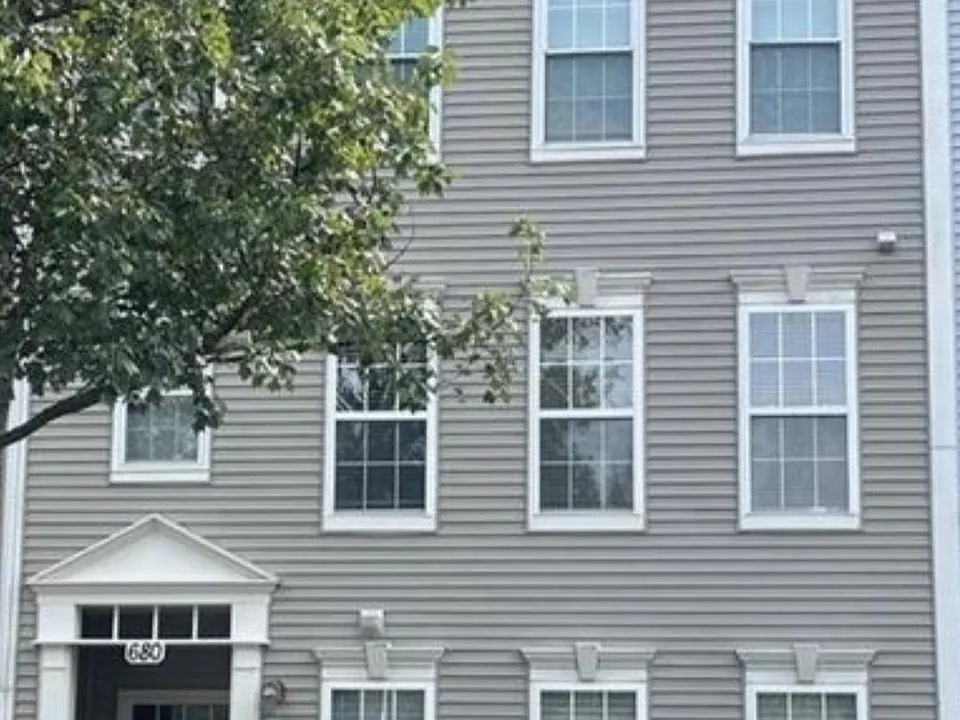 680 Orchard Ridge Dr #100