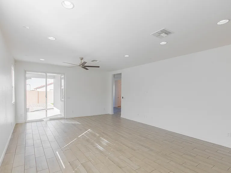 36610 W Mediterranean Way — Photo 9
