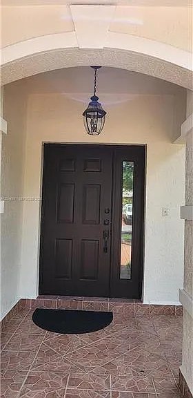 16507 NW 91st Ave — Photo 2