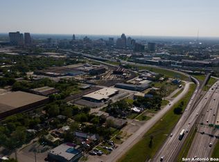 1614 N Interstate 35, San Antonio, TX 78208