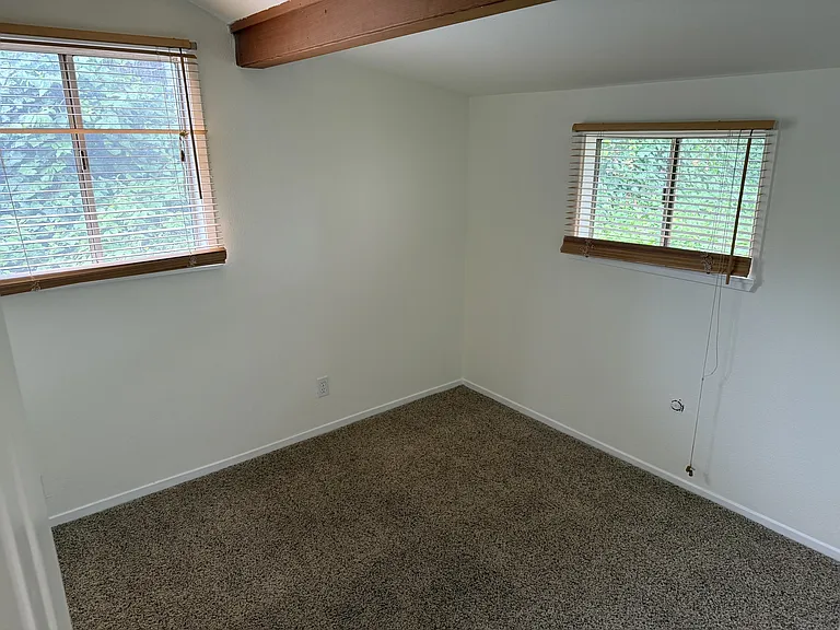 120 Bloomfield Rd — Photo 5