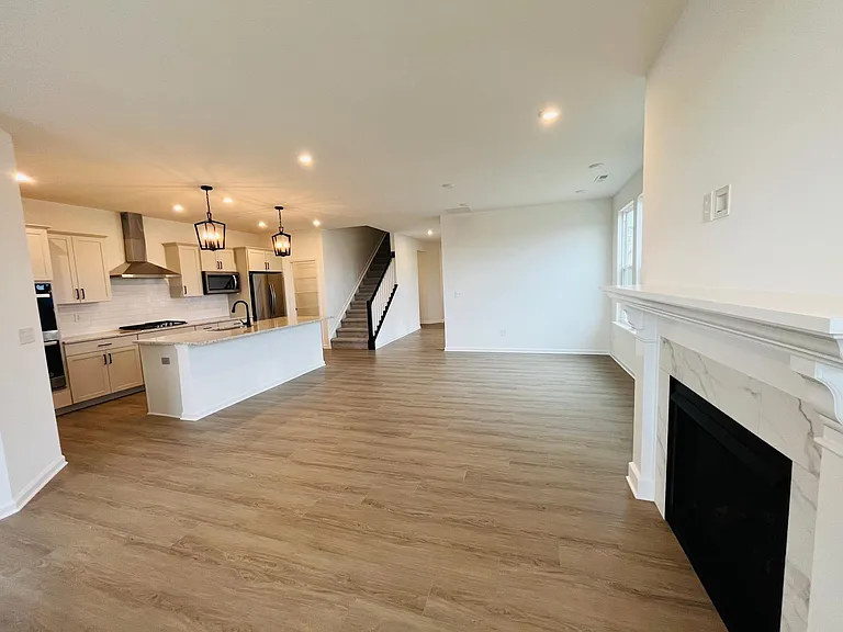 14418 Shrawley Ct — Photo 9