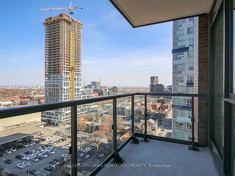 130 River St #1302 — Photo 31
