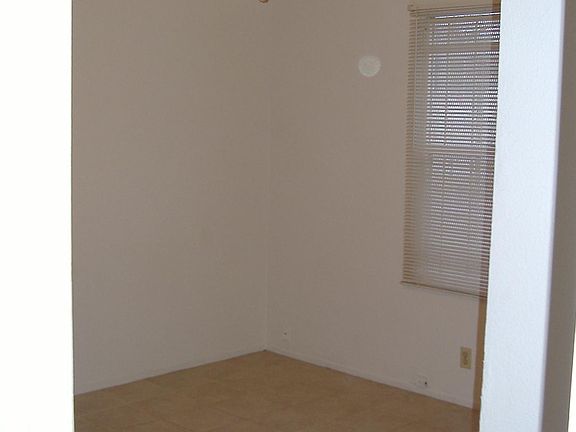 5th image of 615 J St APT 1