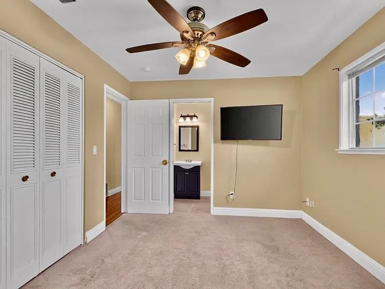 4073 Farmer Way — Photo 7